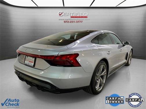 2023 Audi e-tron GT Premium Plus quattro