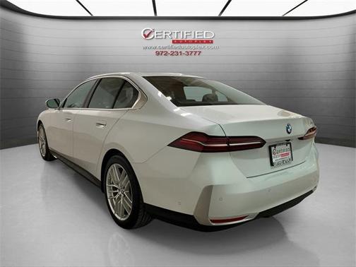 2024 BMW 530 i