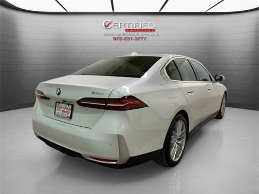 2024 BMW 530 i
