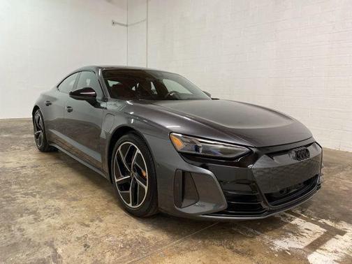 2023 Audi RS e-tron GT quattro