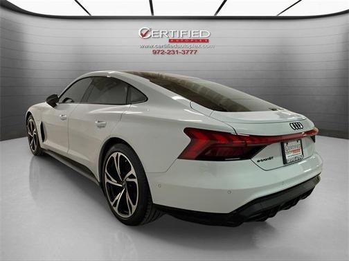 2024 Audi e-tron GT Prestige quattro