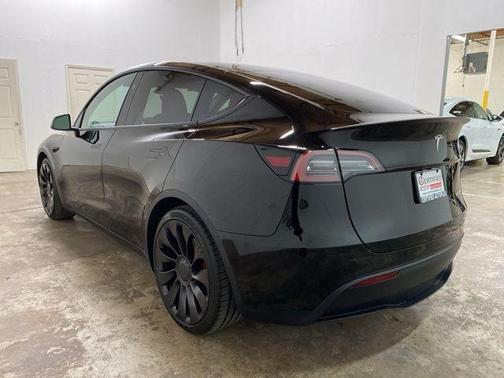 2023 Tesla Model Y Performance Dual Motor All-Wheel Drive