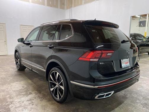 2024 Volkswagen Tiguan 2.0T SEL