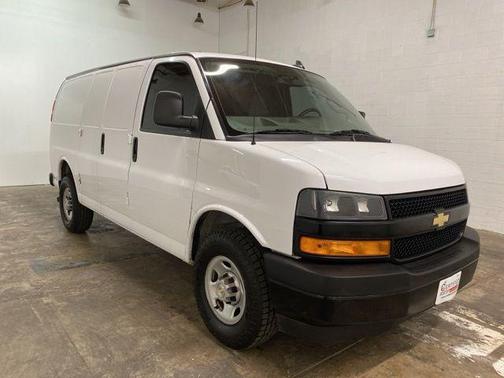 2022 Chevrolet Express 2500 RWD 2500 Regular Wheelbase WT