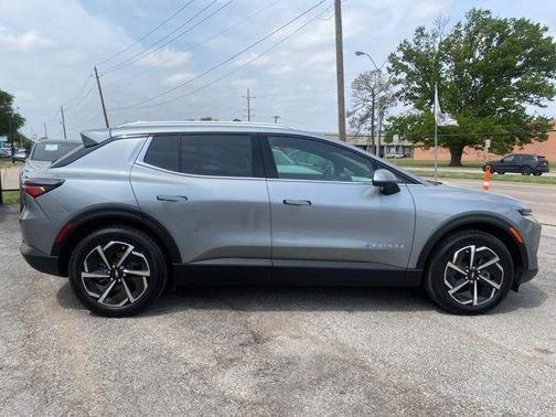 Sterling Gray Metallic 2026 Chevrolet Equinox EV LT