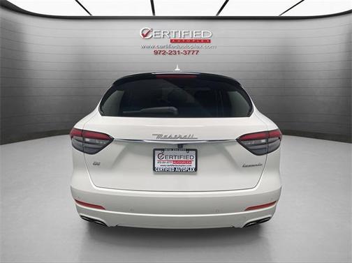 2021 Maserati Levante Base