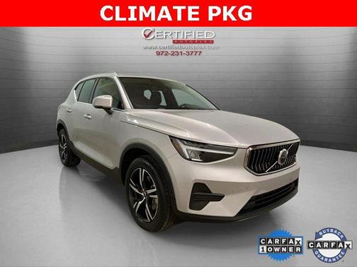 2025 Volvo XC40 B5 Core Bright Theme