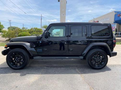Black Clearcoat 2025 Jeep Wrangler 4xe Sahara