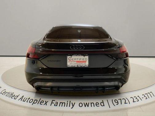 Mythos Black Metallic 2022 Audi e-tron GT Premium Plus