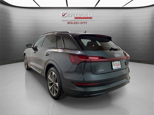 2021 Audi e-tron Premium