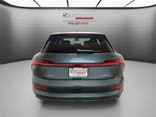 2021 Audi e-tron Premium
