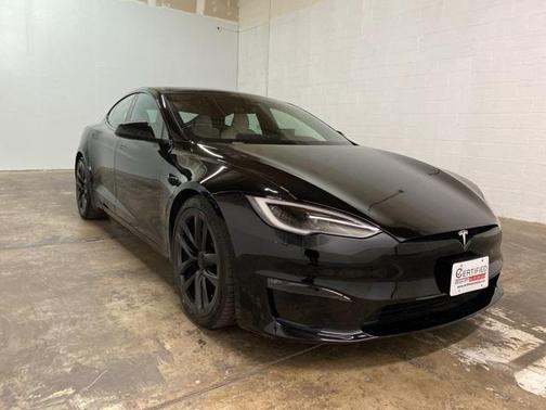 2022 Tesla Model S Base