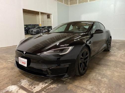 2022 Tesla Model S Base