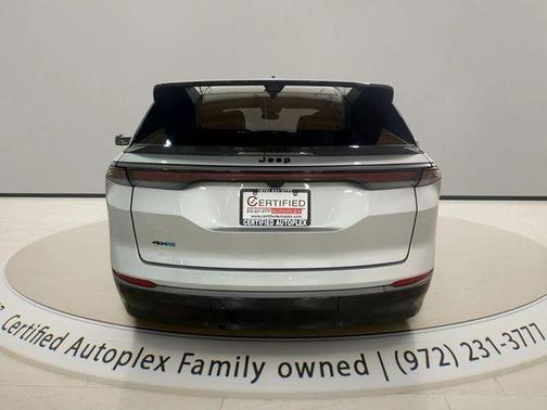 Silver Zynith Clearcoat 2024 Jeep Wagoneer S Launch Edition