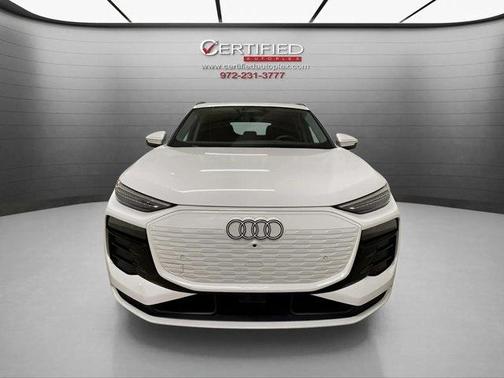 2025 Audi Q6 e-tron Premium Plus quattro