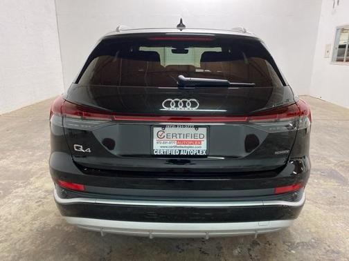 2024 Audi Q4 e-tron Premium Plus 50 quattro