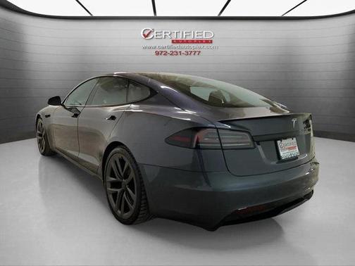 2022 Tesla Model S Plaid