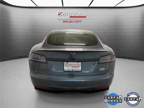 2022 Tesla Model S Plaid