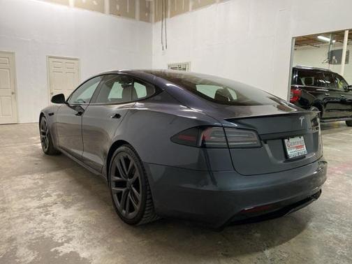 2022 Tesla Model S Plaid