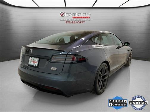 2022 Tesla Model S Plaid