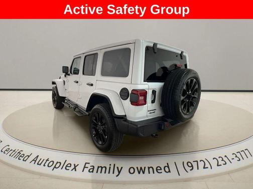 2025 Jeep Wrangler 4xe Sahara