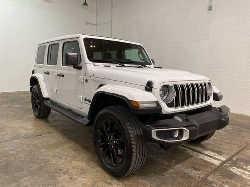 2025 Jeep Wrangler 4xe Sahara