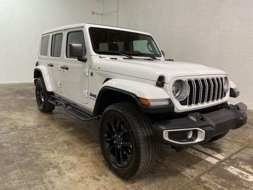 2025 Jeep Wrangler 4xe Sahara