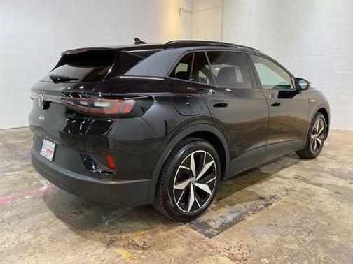 Deep Black 2025 Volkswagen ID.4 Pro S