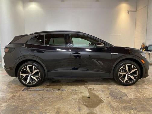 Deep Black 2025 Volkswagen ID.4 Pro S