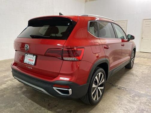 2024 Volkswagen Taos 1.5T SE