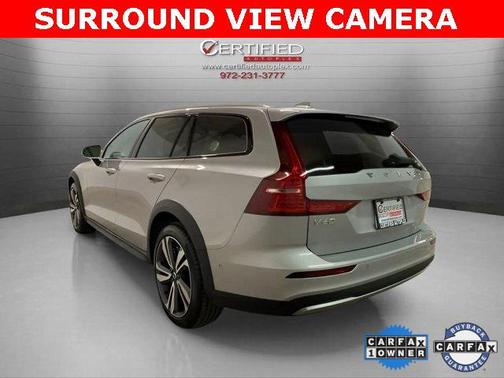 2025 Volvo V60 Cross Country Plus, B5 AWD Gas (mild hybrid)