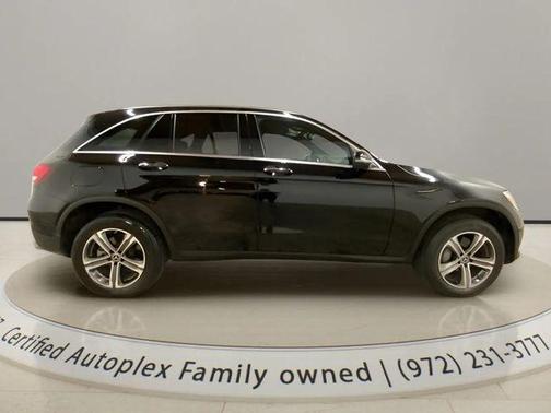 Black 2017 Mercedes-Benz GLC 300 4MATIC
