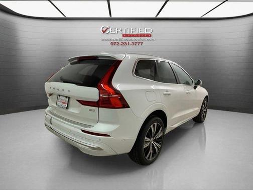 2023 Volvo XC60 B5 Plus Bright Theme