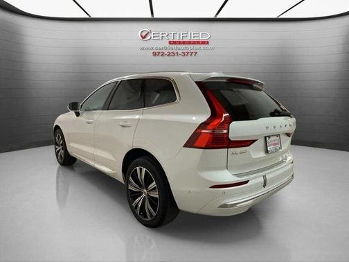 2023 Volvo XC60 B5 Plus Bright Theme