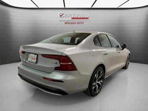 2025 Volvo S60 B5 Core
