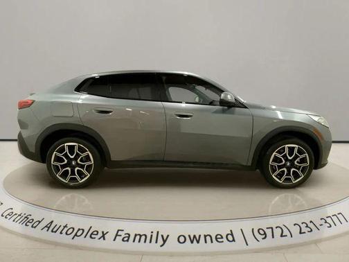 Gray Metallic 2026 BMW X2 xDrive28i