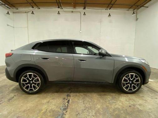 Gray Metallic 2026 BMW X2 xDrive28i