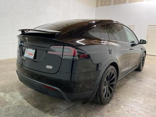 2022 Tesla Model X Plaid Tri Motor All-Wheel Drive