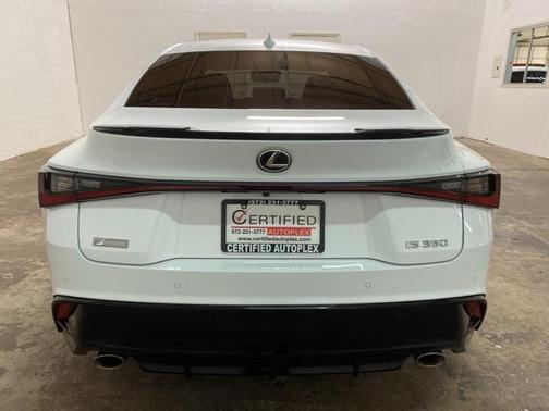 2022 Lexus IS 350 Base