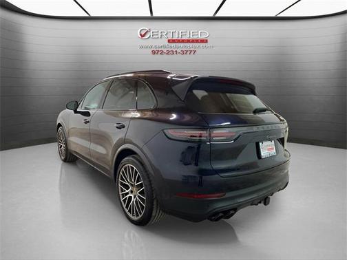 2023 Porsche Cayenne Platinum Edition
