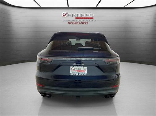 2023 Porsche Cayenne Platinum Edition