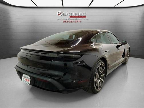2022 Porsche Taycan Base