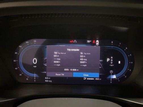 Silver 2025 Volvo XC40 B5 Core Bright Theme