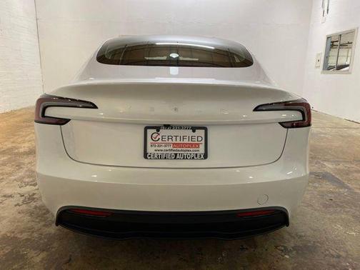 Pearl White 2024 Tesla Model 3 Long Range