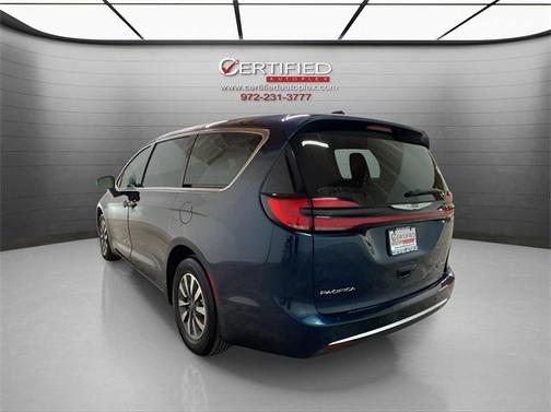 2024 Chrysler Pacifica Hybrid Select