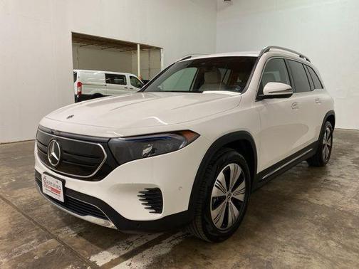 Polar White 2023 Mercedes-Benz EQB 300 4MATIC