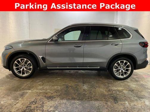 Gray Metallic 2026 BMW X5 sDrive40i