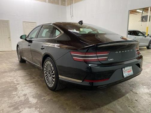 2024 Genesis Electrified G80 Advanced