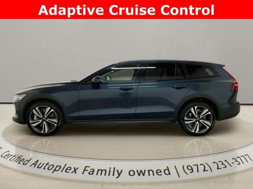 Denim Blue Metallic 2025 Volvo V60 Cross Country Plus, B5 AWD Gas (mild hybrid)