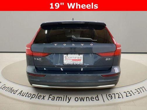 Denim Blue Metallic 2025 Volvo V60 Cross Country Plus, B5 AWD Gas (mild hybrid)